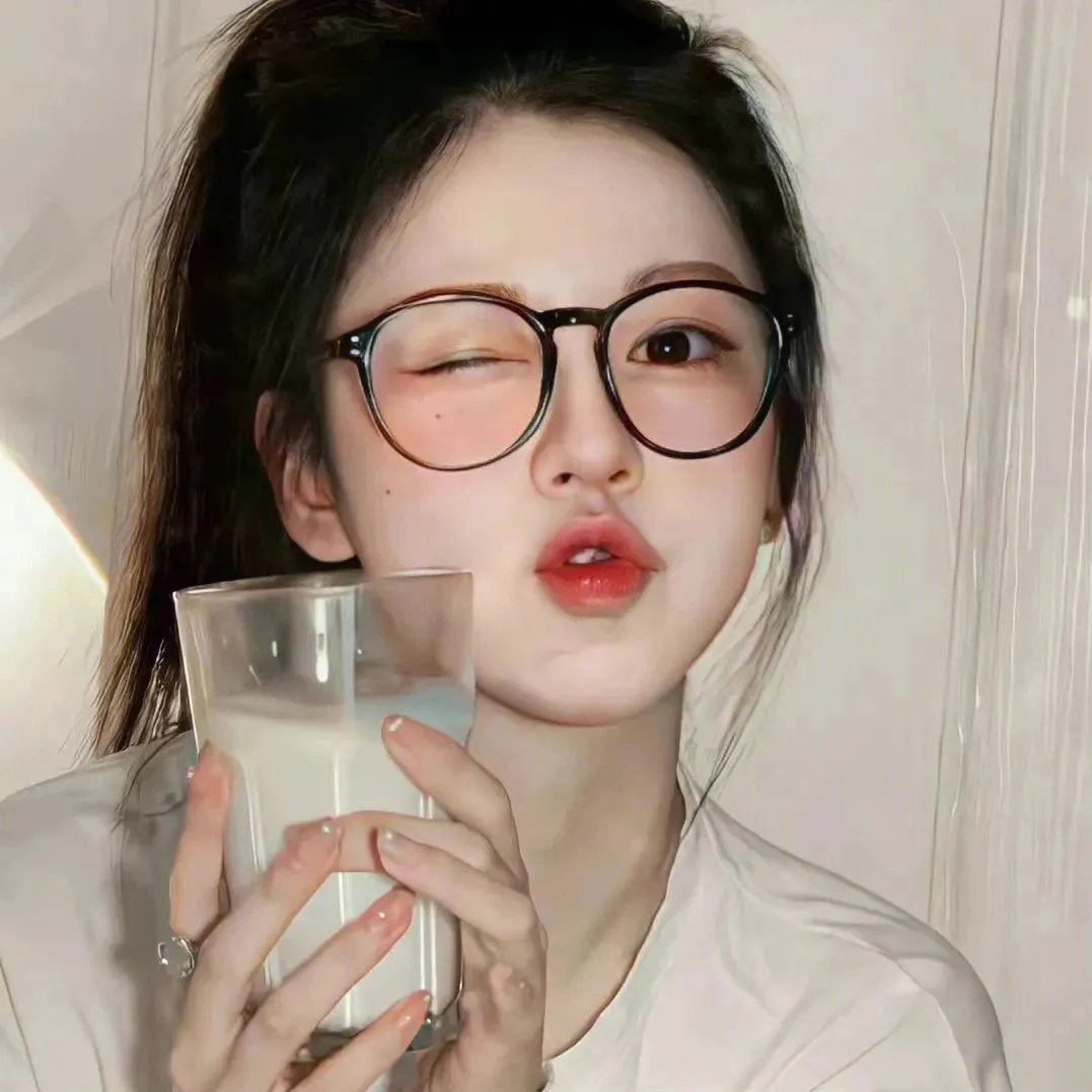 游艇春色